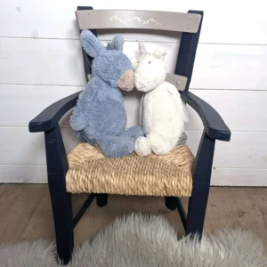Chaise bleu nuit, détail assise paille