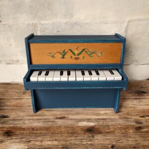 Petit piano motifs oiseaux
