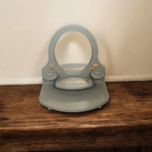 Coiffeuse pour enfants verte et oiseaux dorés, vue d'ensemble