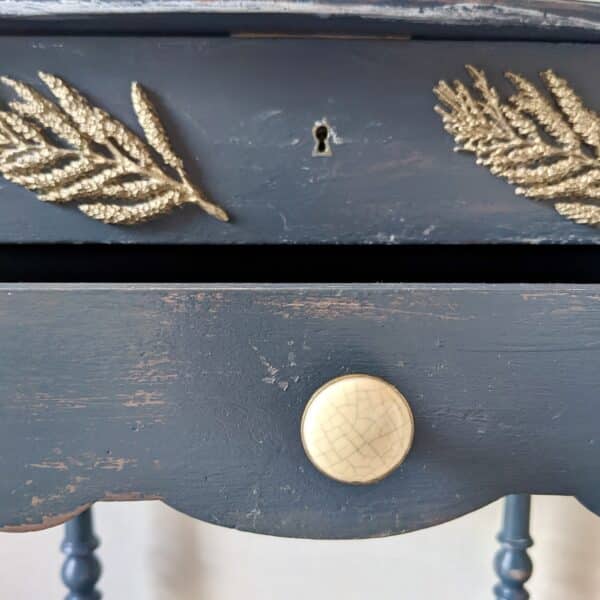 Coiffeuse en bois années 20 bleue nuit – Image 2