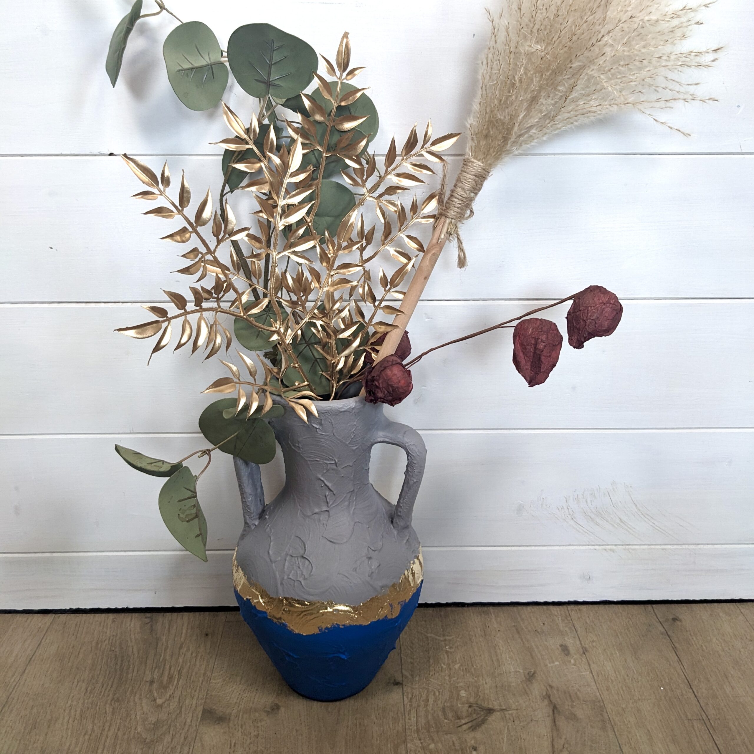 Amphore peinte à la main, bleu électrique, or – Image 2