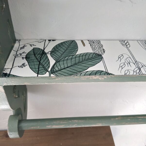 Étagère murale en bois vert doux effet vieilli – Image 3