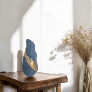 Pichet Bleu gris moulure oiseaux