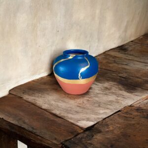 Grand vase rond terracotta et bleu marine