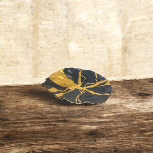 Grande coupelle décorative bleu marine et dorée