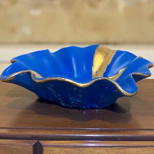 Coupelle décorative bleue électrique et dorée