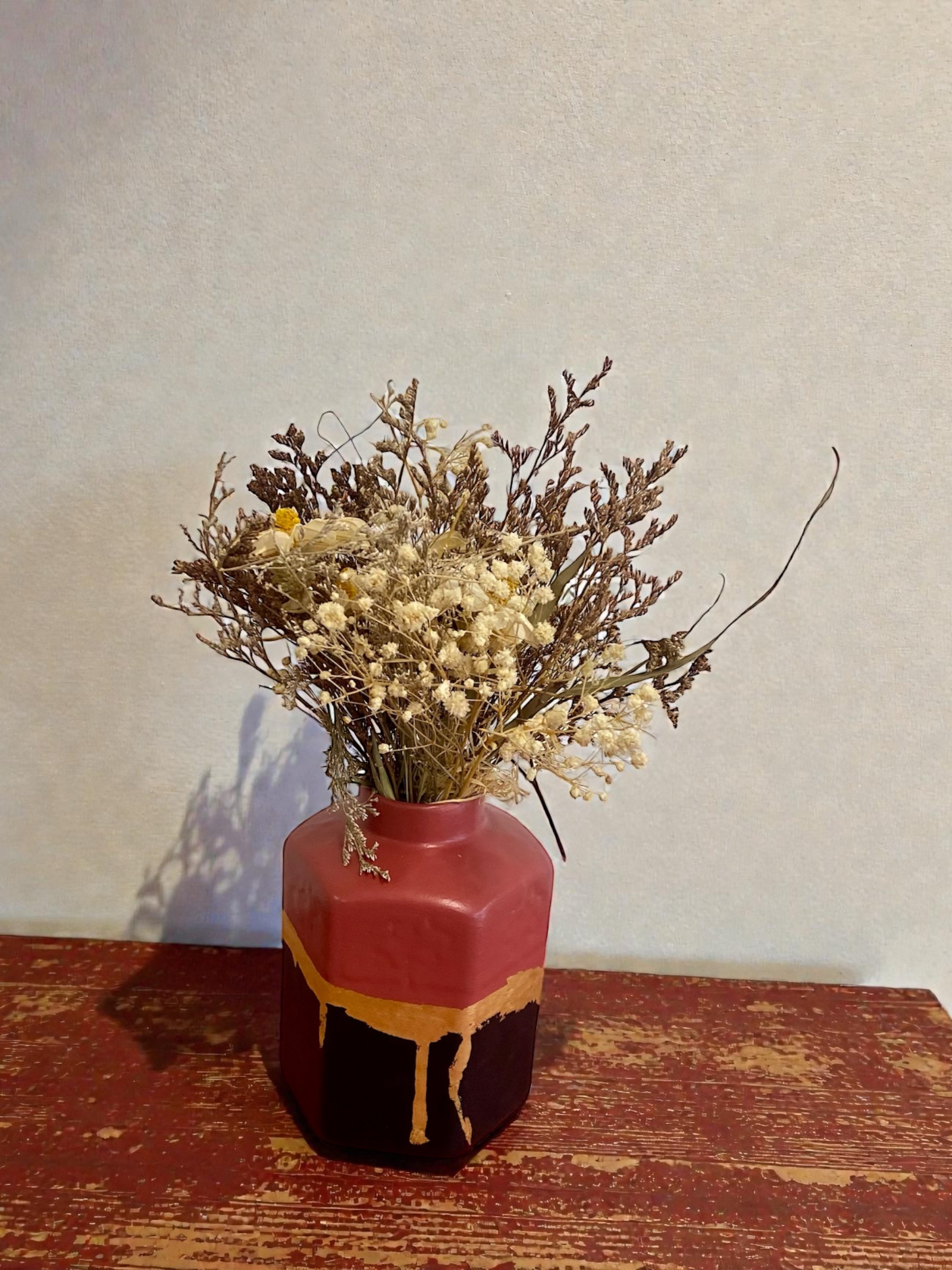 Vase bordeaux et noir – Image 4