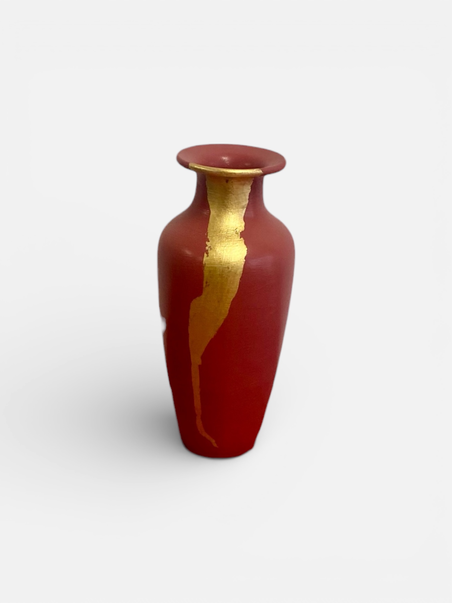 Vase décoratif relooké framboise et feuille d’or – Pièce unique artisanale – Image 2