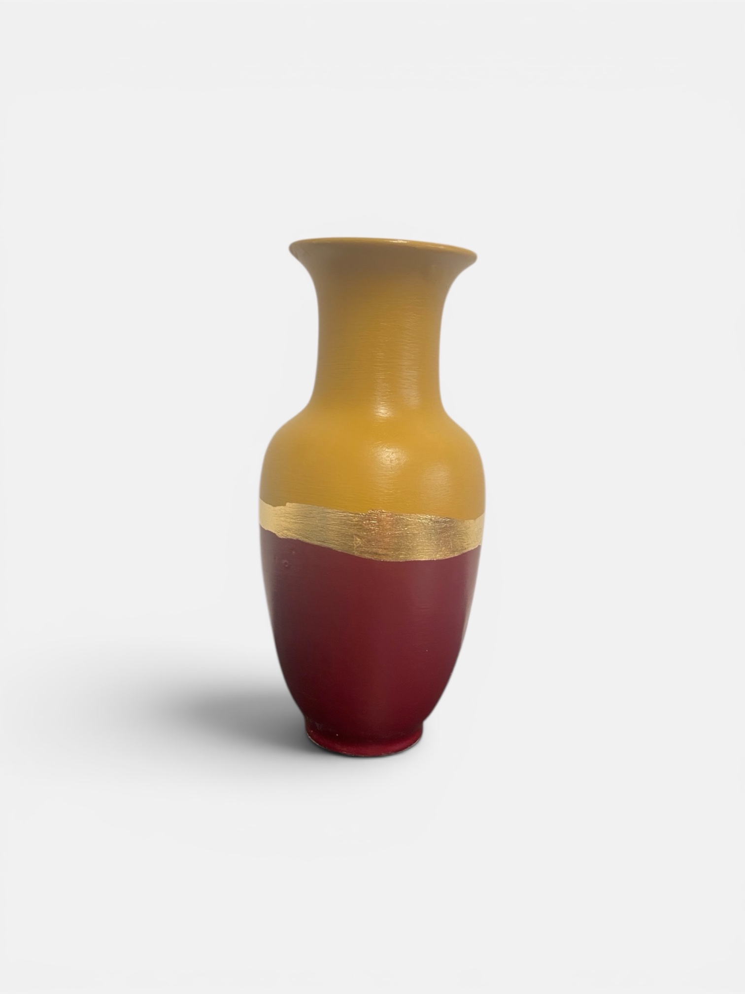 Vase relooké ocre et raisin — feuille d'or — Pièce unique – Image 3